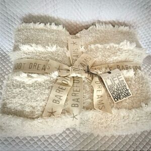 ♥️Barefoot Dreams CozyChic Blanket